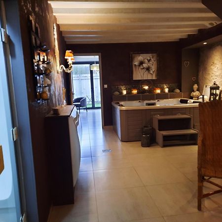 Charme Au Fil De L'Eau Hotel Vendieres Екстериор снимка