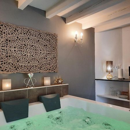 Charme Au Fil De L'Eau Hotel Vendieres Екстериор снимка