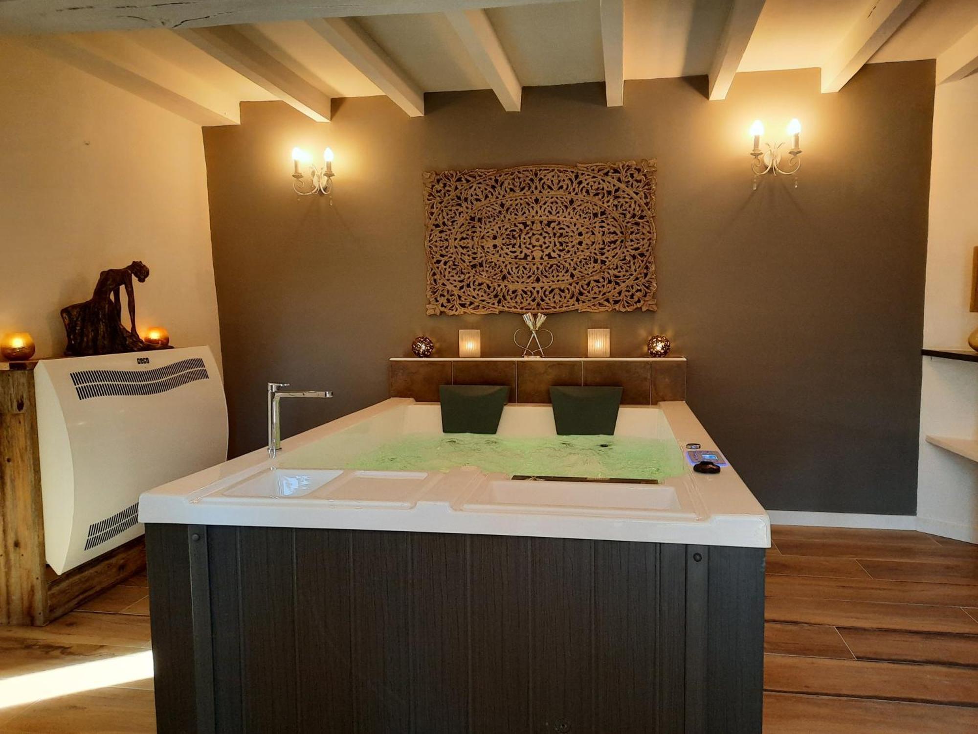 Charme Au Fil De L'Eau Hotel Vendieres Екстериор снимка