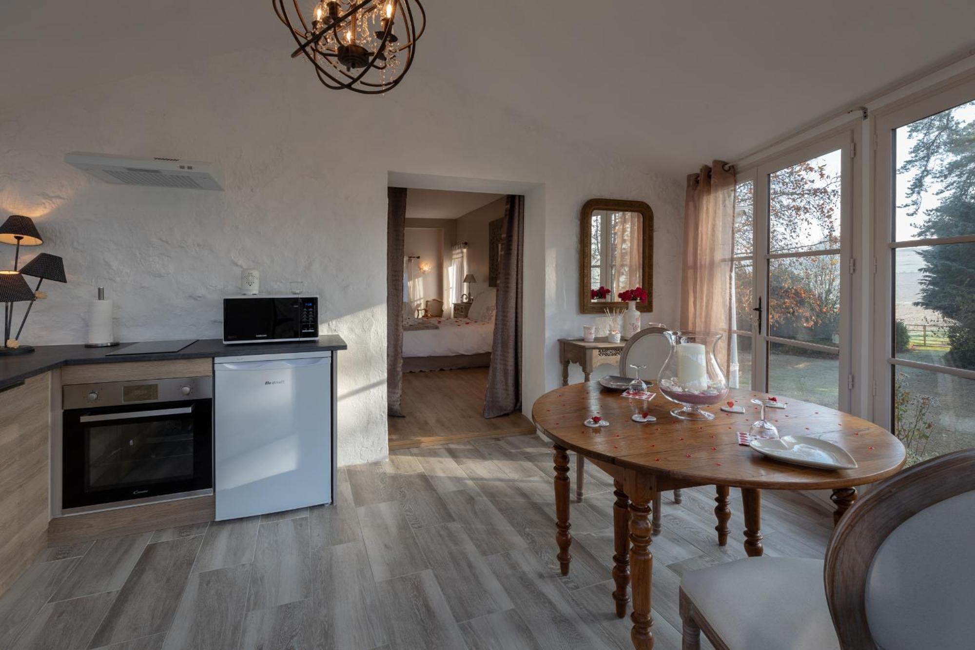 Charme Au Fil De L'Eau Hotel Vendieres Екстериор снимка
