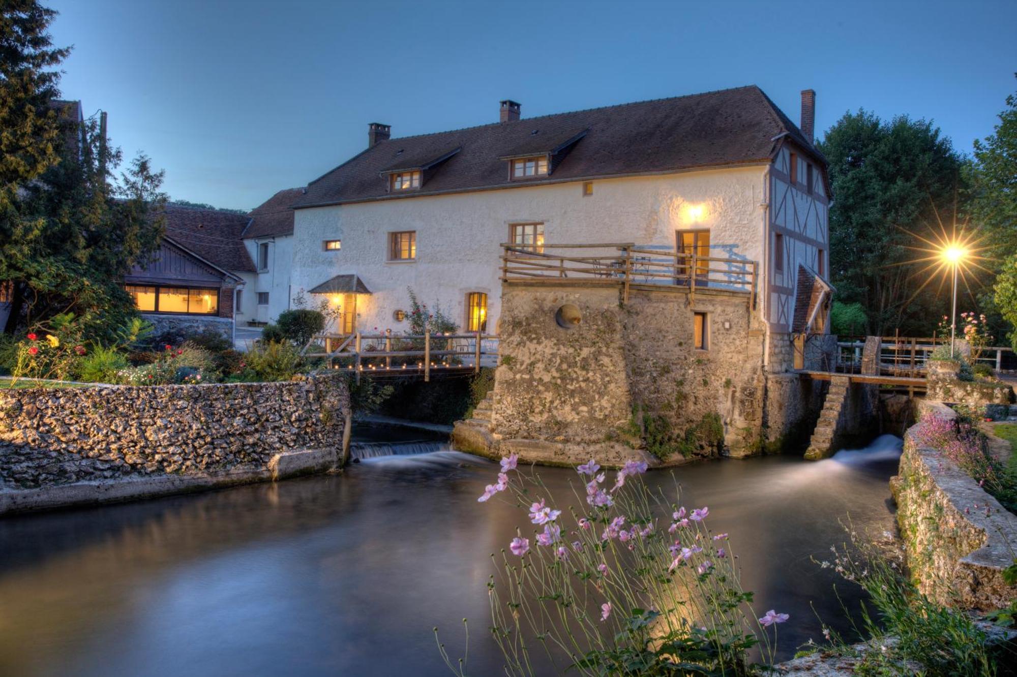 Charme Au Fil De L'Eau Hotel Vendieres Екстериор снимка