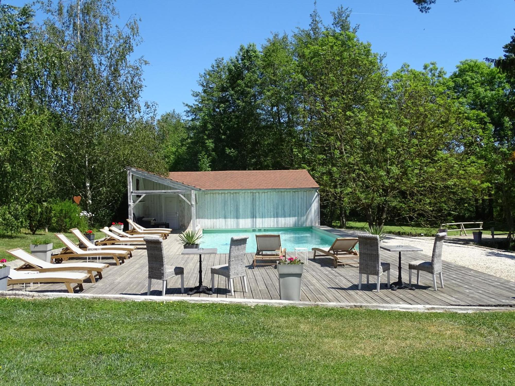 Charme Au Fil De L'Eau Hotel Vendieres Екстериор снимка